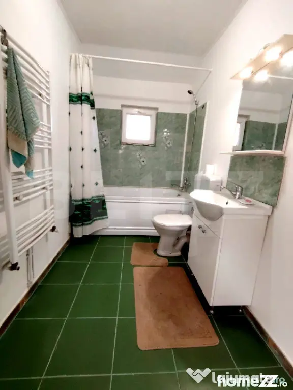 Casa P+M 210 mp utili Craiova, teren 884 mp, cartier Facai