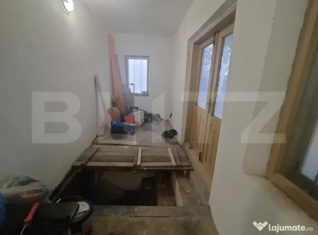Casa renovata in Piscu Sadovei, 70 mp utili, 2200 mp curte