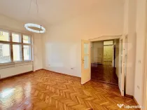 Apartament 3 camere, 86 mp, zona Sinaia