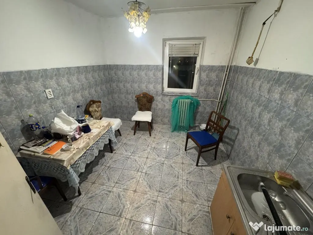 Apartament 4 camere zona Inel 2