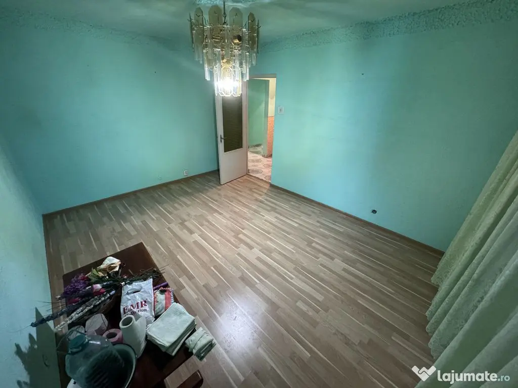 Apartament 4 camere zona Inel 2