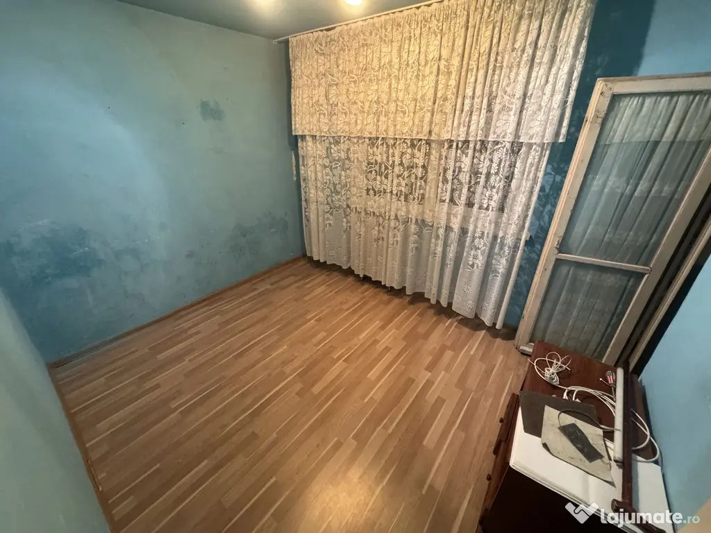 Apartament 4 camere zona Inel 2