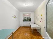 Apartament cu 4 camere de închiriat în zona Banu Maracine 