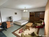 Garsonieră de închiriat, 40 mp – zona Lupeni