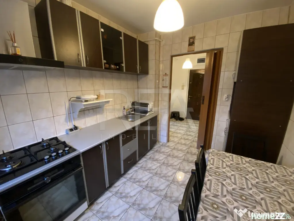 2 camere-centrala proprie- etaj 2 din 10-Strada Barca/Margea