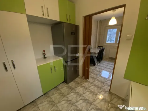 2 camere-centrala proprie- etaj 2 din 10-Strada Barca/Margea