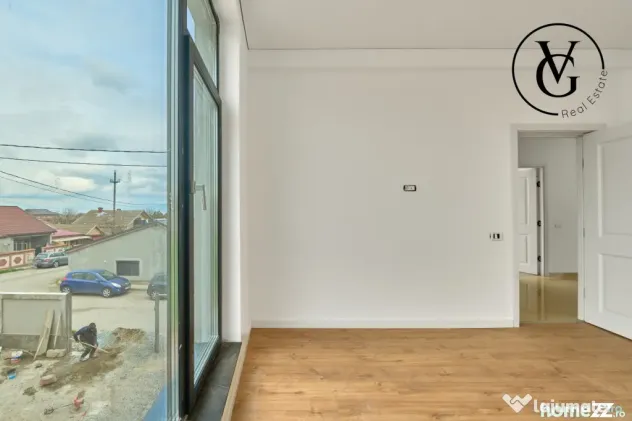 Vila modernă - finisată -terasă circulabila vedere lac ș - Ovidiu (Constanta)