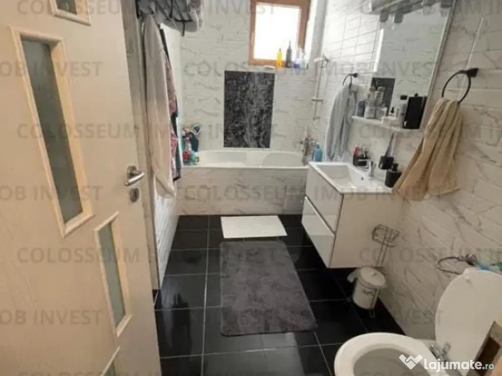 Apartament 3 camere, decomandat - zona Tractorul