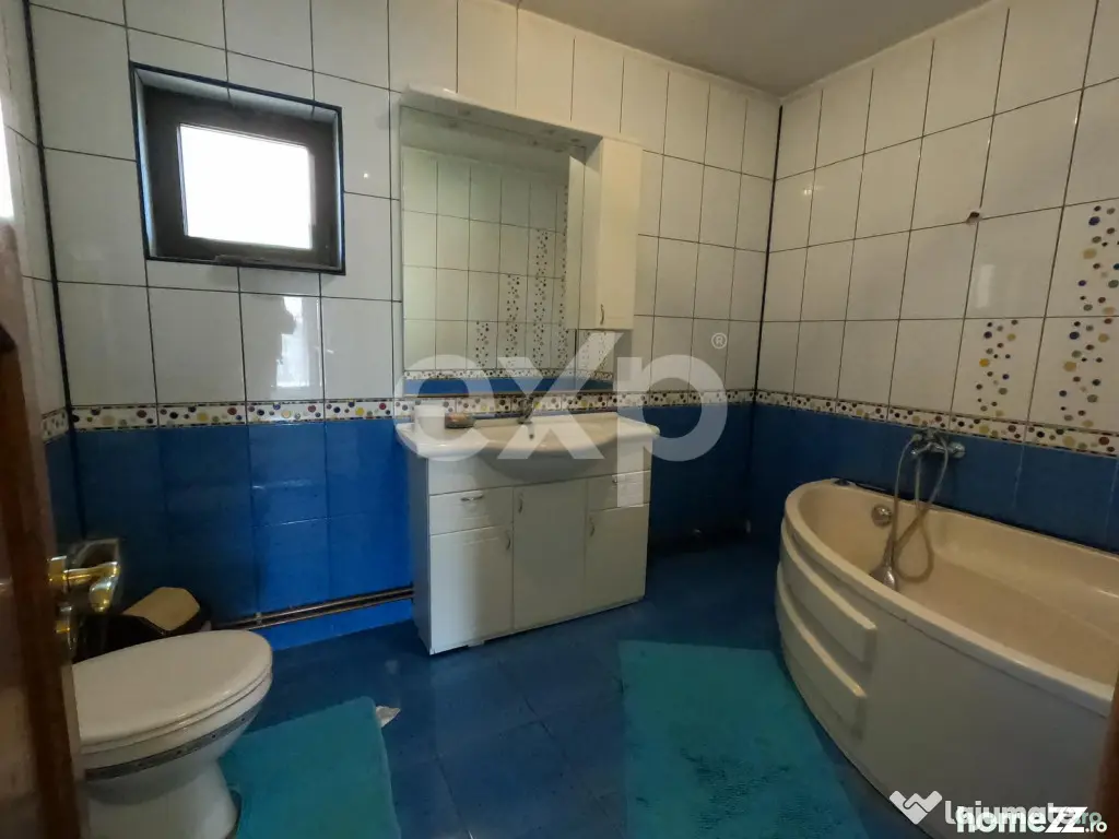 Vilă Exclusivistă cu Terasă și Curte Generoasă în Găv