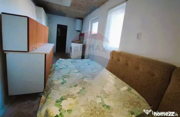 Casă / Vilă cu 2 camere de vânzare