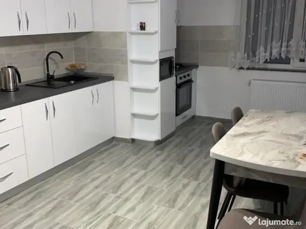 Apartament 2 camere zona Piata Domenii