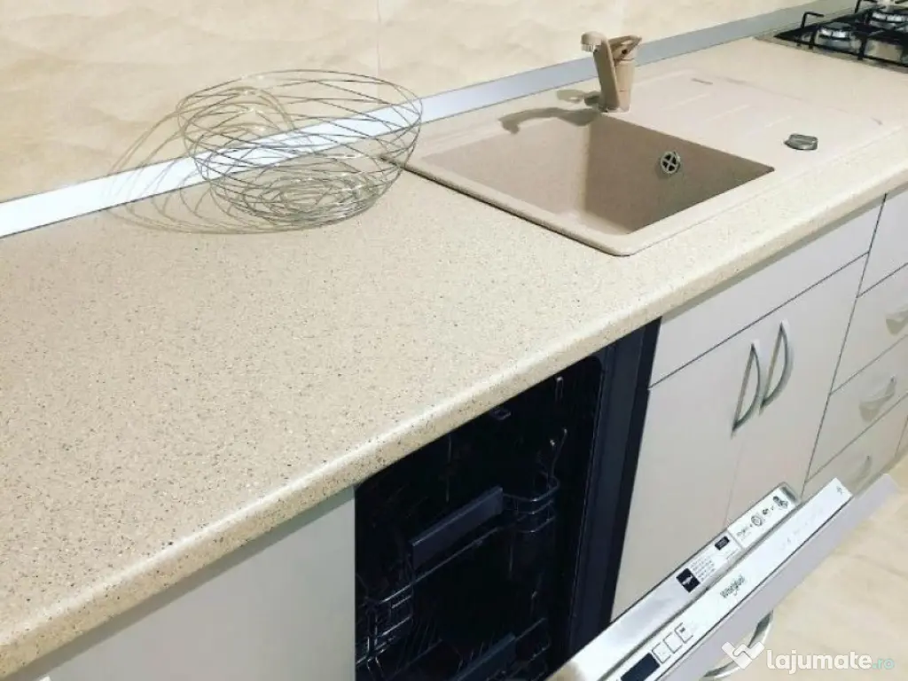 Apartament cu 2 camere zona Stefan cel Mare