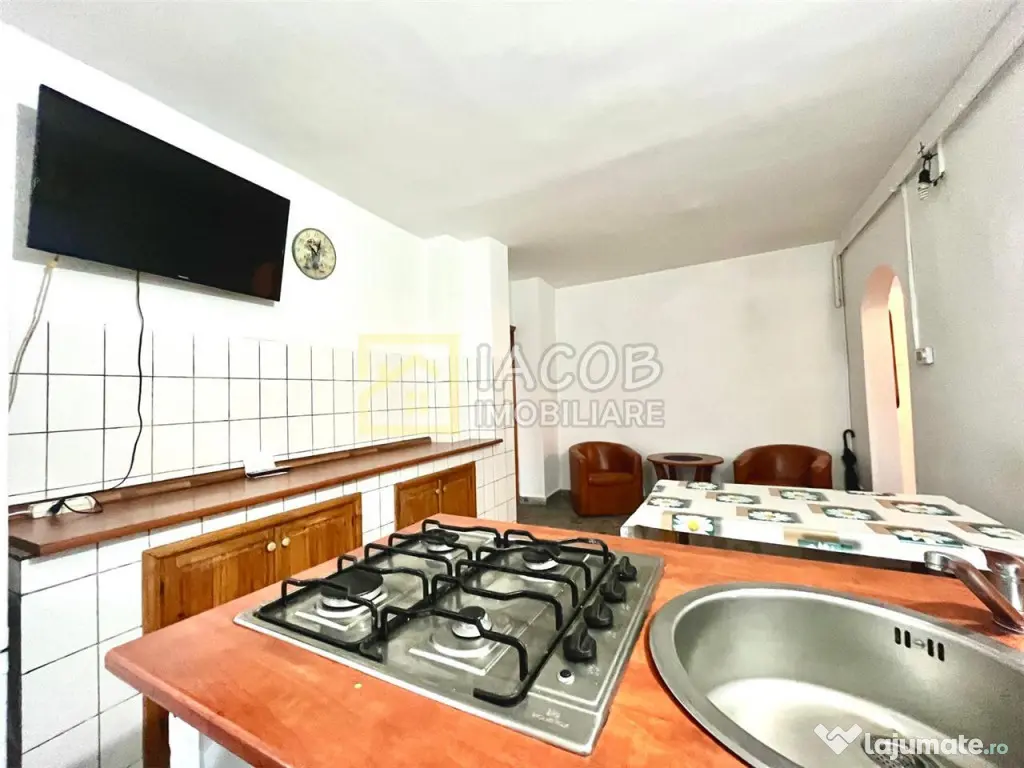 Apartament decomandat, 2 camere, etaj 3, str. Milcov , Bacau