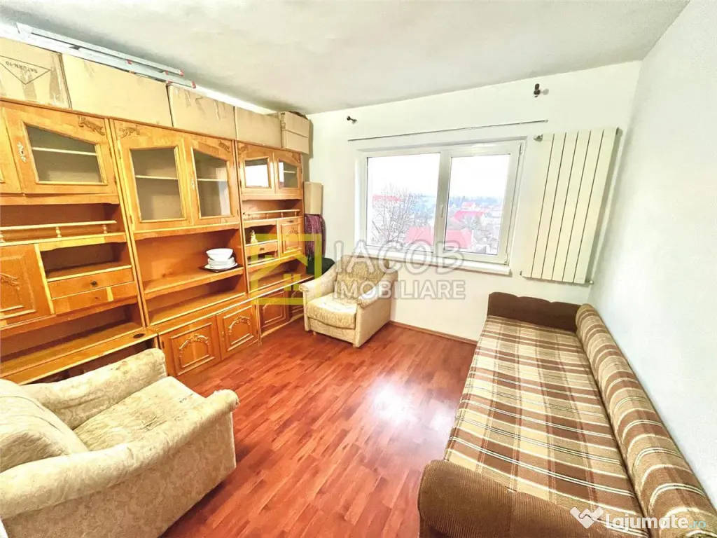 Apartament decomandat, 2 camere, etaj 3, str. Milcov , Bacau