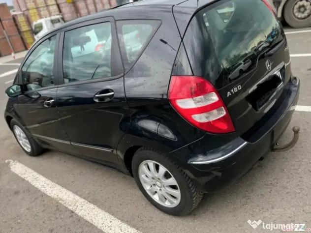 Mercedes a180 autoturism
