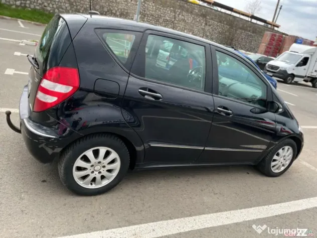 Mercedes a180 autoturism