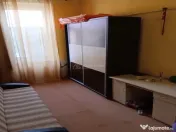 2 cam - la curte comuna 