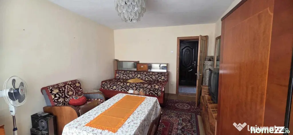 Apartament Cu 2 Camere Decomandate Zona Ultracentral