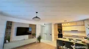Apartament 3 camere, decomandat - zona Tractorul