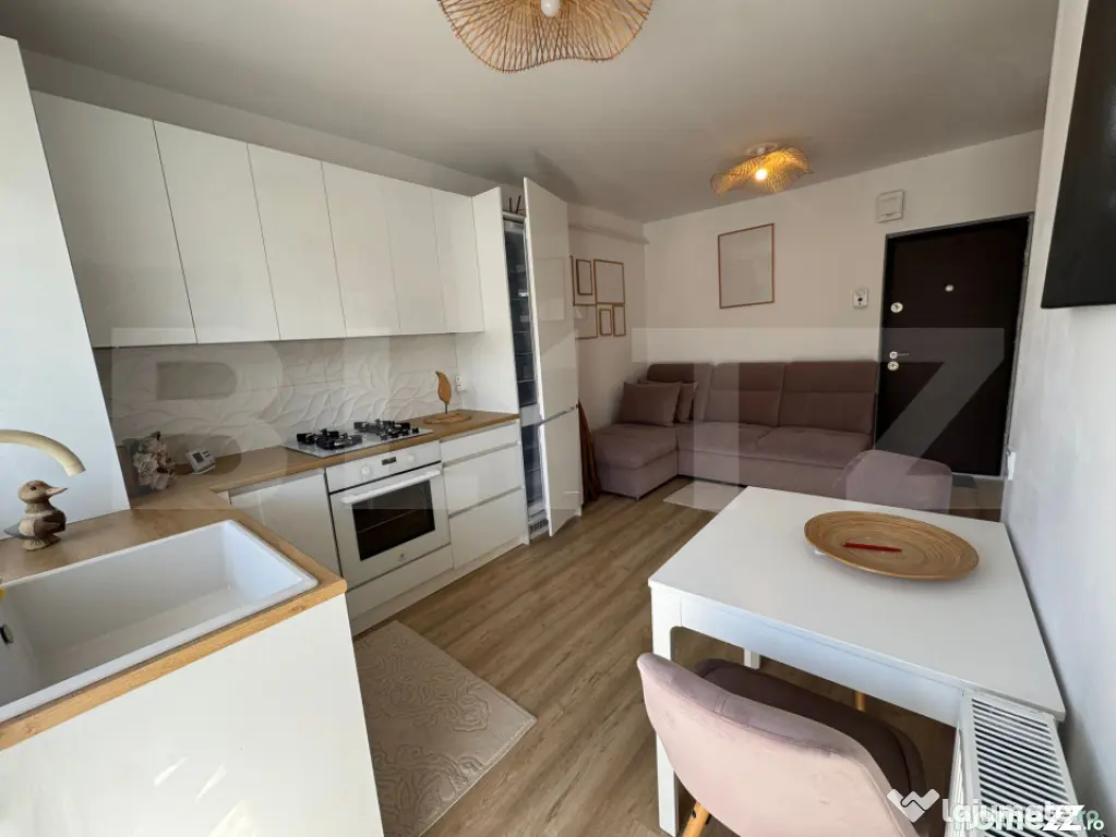Apartament cu 2 camere, etaj intermediar, balcon, parcare, z - Floresti (Cluj)