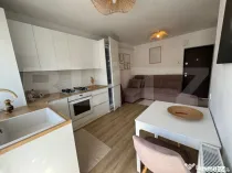 Apartament cu 2 camere, etaj intermediar, balcon, parcare, z