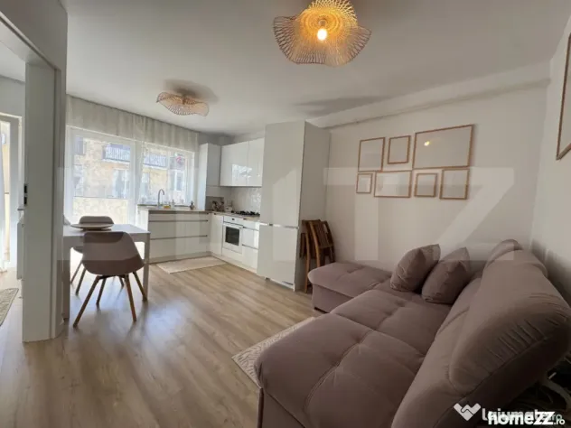 Apartament cu 2 camere, etaj intermediar, balcon, parcare, z - Floresti (Cluj)