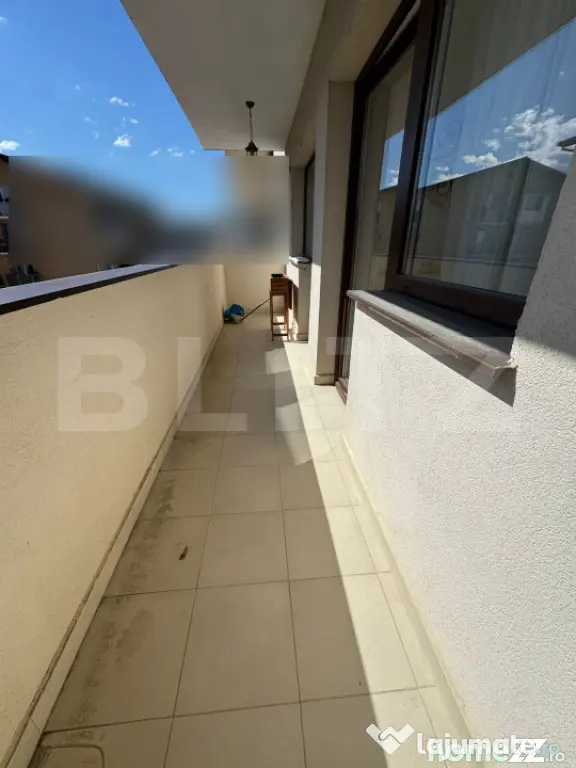 Apartament cu 2 camere, etaj intermediar, balcon, parcare, z - Floresti (Cluj)