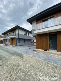Casă duplex 120 mp cu teren 250 mp, zonă Tăuțiului