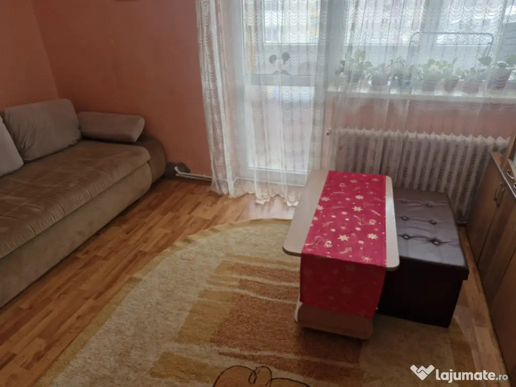 Apartament 2 camere, zona centrală, Cugir