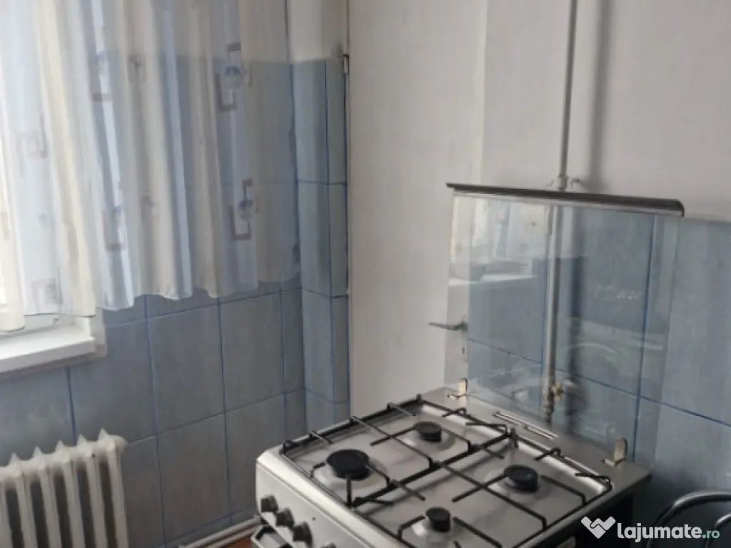 Apartament 2 camere, zona centrală, Cugir