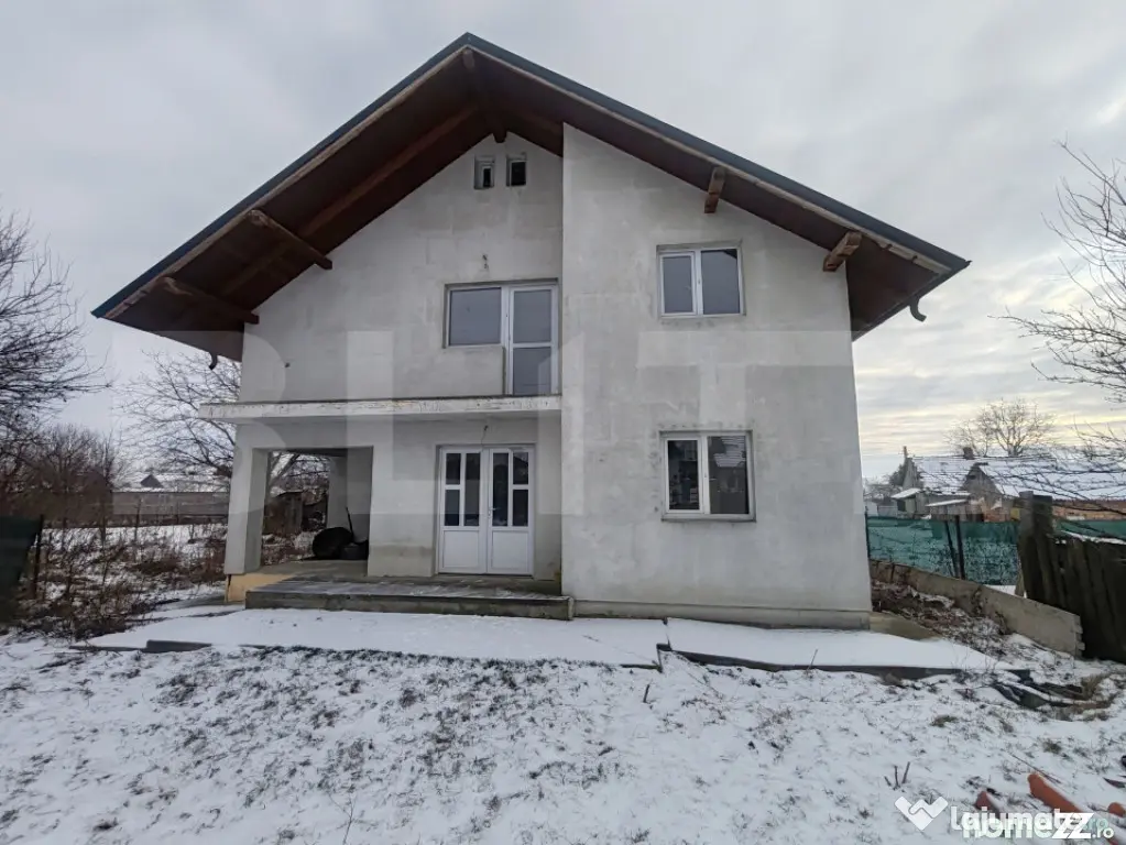 Casa de vanzare, 140mp + teren 603 mp, Salcea - Suceava (Suceava)
