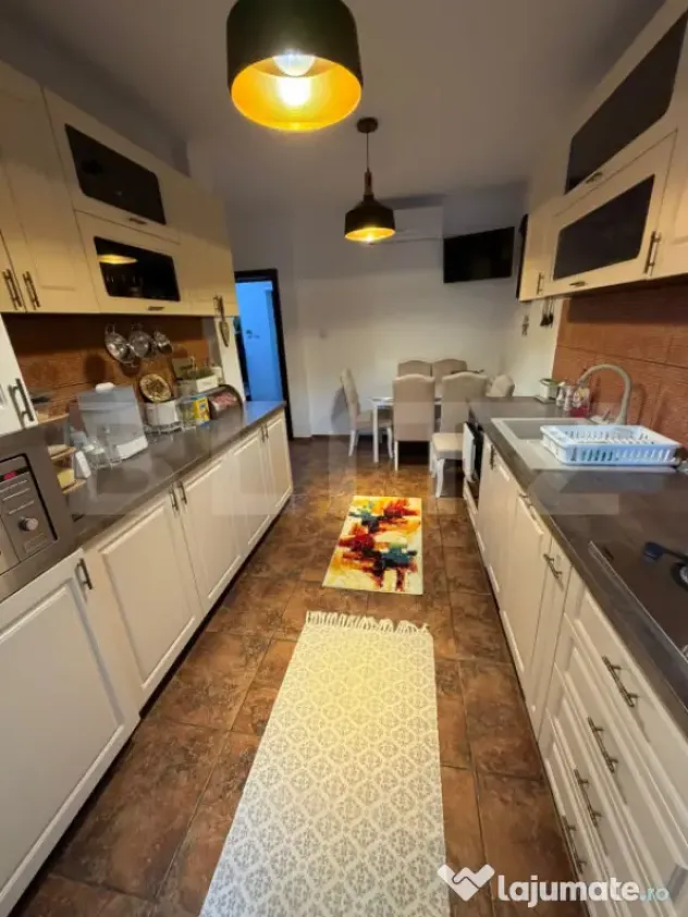 Casa P+1, piscina, 140 mp utili, 565 mp teren, zona Ford