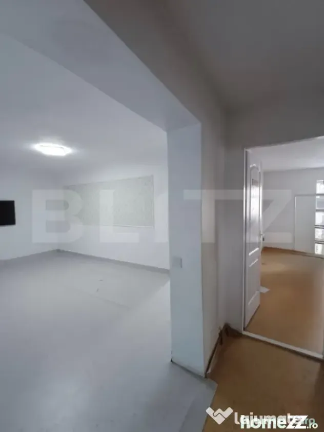 Spatiu comercial/birouri de inchiriat, zona Micro III - Turda (Cluj)