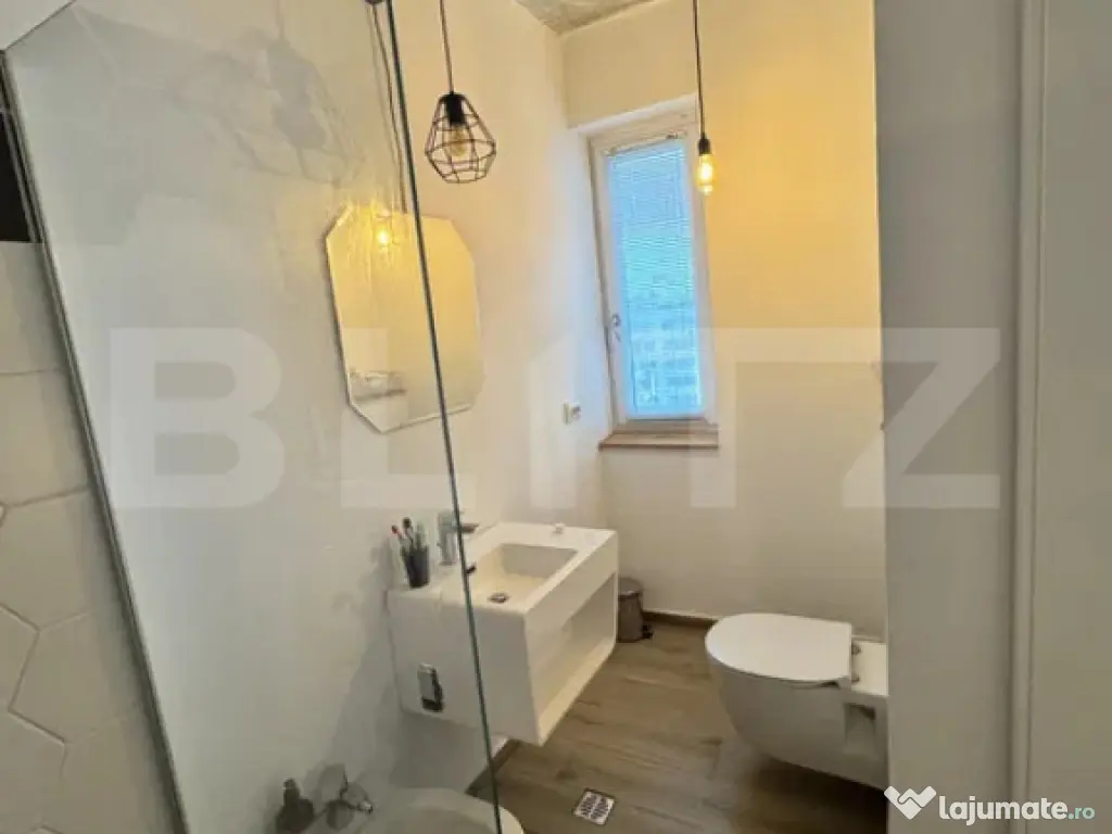 Penthouse 3 camere, 72 mp, Calea Severinului