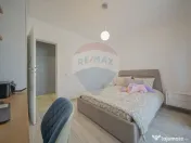 Vilă modernă, cu garaj, panouri și pompă de căldură... 