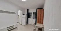 Garsoniera decomandat - zona Noua