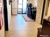 Apartament cu 3 camere decomandat - Zona Tractorul 