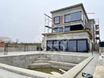 Casa spatioasa de vanzare cu teren 1146 mp, zona Colinelor