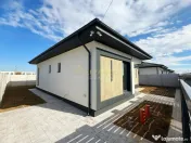 Casa Individuala / 4 Camere / 2 Bai / Teren 370 mp 