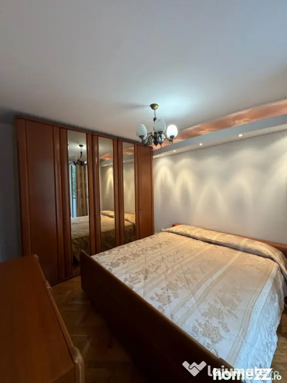 Apartament central de inchiriat, 3 camere, Radauti