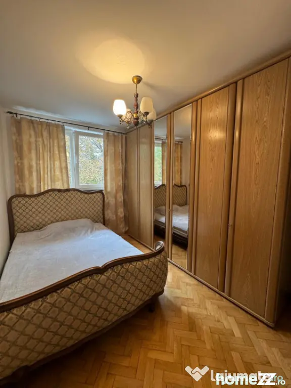 Apartament central de inchiriat, 3 camere, Radauti