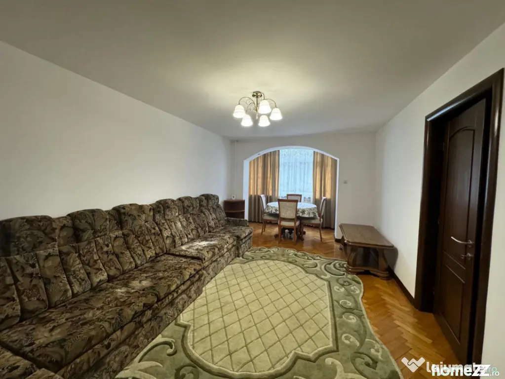 Apartament central de inchiriat, 3 camere, Radauti