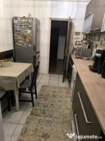 Apartament 3 camere, decomandat - zona Racadau