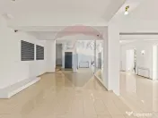 Spațiu comercial de închiriat DESTINAȚII MULTIPLE – ... 