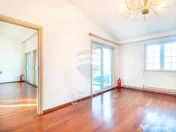 Vanzare Vila 5 camere cu semineu, piscina si priveliste l... 