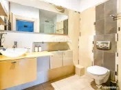 Vanzare Vila 5 camere cu semineu, piscina si priveliste l... 