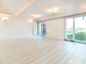 Vanzare Vila 5 camere cu semineu, piscina si priveliste l... 