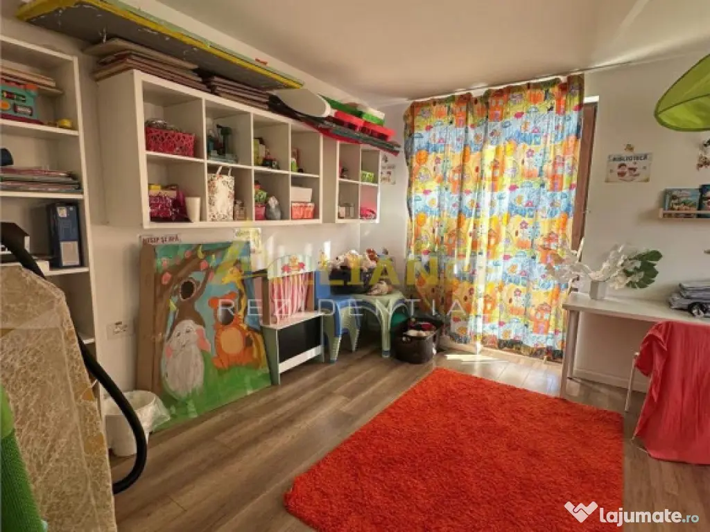 Casa - 370.000eur - 6 Dormitoare living