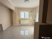 Apartament 3 camere decomandat - 300 m Metrou Aparatorii Pat 