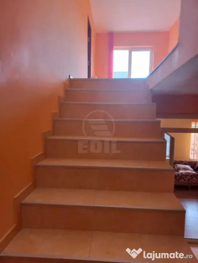 Casa individuala Floresti
